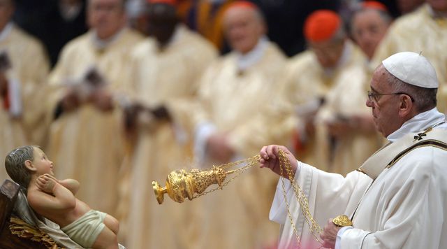 В Ватикане началась Рождественская месса, фото AFP