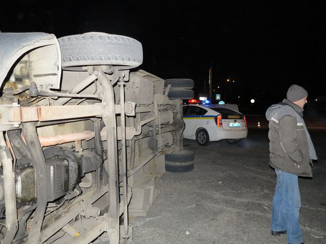 В аварии пострадали 2 человека. Фото: пресс-служба УГАИ Киева