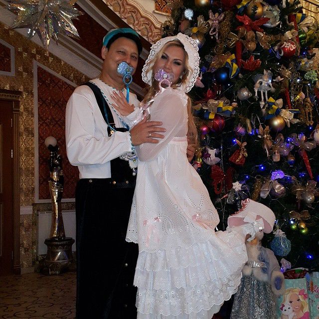 Камалия с мужем фото:instagram.com