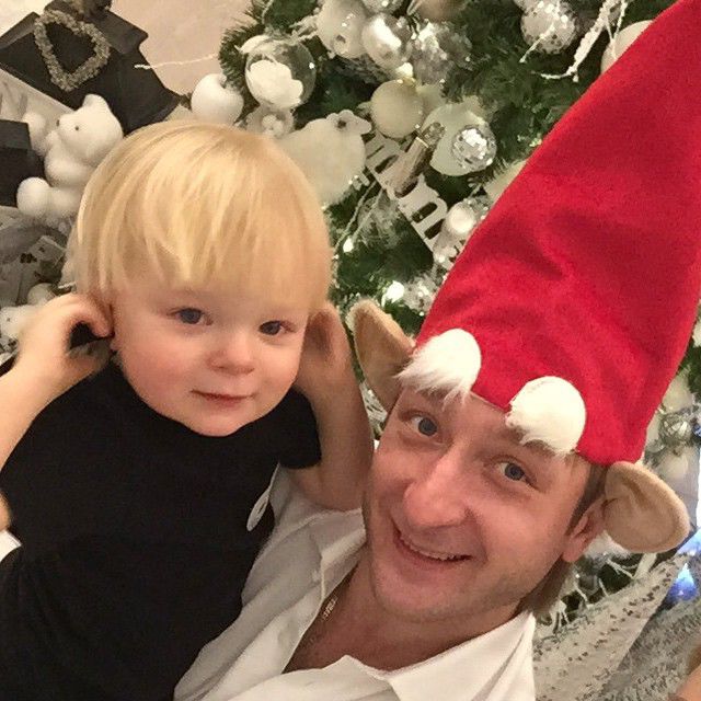 Евгений Плющенко с сыном фото:instagram.com