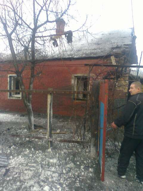 Один из пострадавших домов в Авдееве. Фото: соцсети