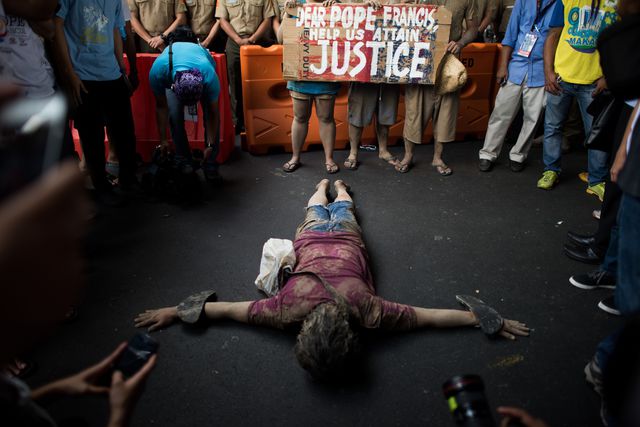 На Філіппінах пройшов протест проти запланованого візиту Папи Римського. Фото: AFP