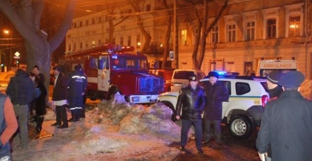 <p>Унаслідок вибуху в центрі Одеси в двох будинках вибиті вікна, фото dumskaya.net</p>