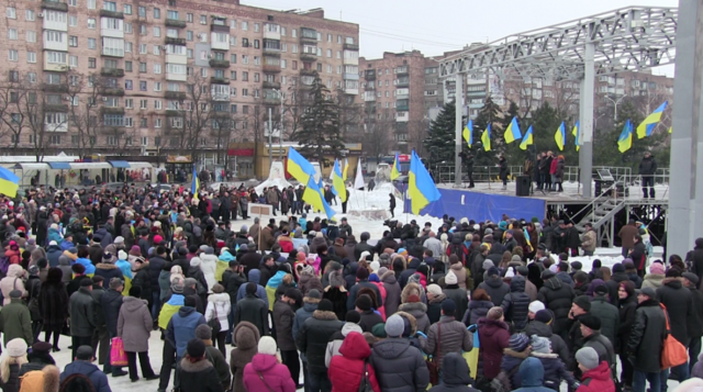 На митинге собралось много  горожан. Фото: Новости Донбасса