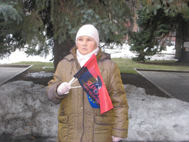 В Днепропетровске почтили память погибших на Донбассе. Фото : Андрей Никитин