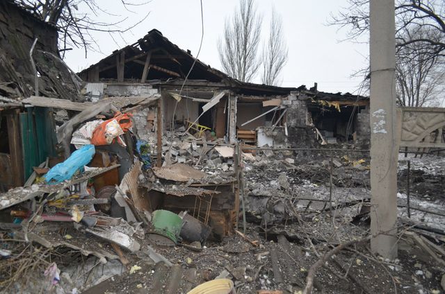 В Донецке – жертвы и разрушения. Фото: соцсети