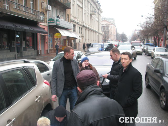 В Днепропетровске произошло серьезное ДТП. Фото: Андрей Никитин