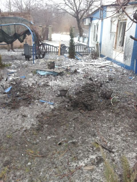 В Донецке очередные жертвы и разрушения. Фото: соцсети