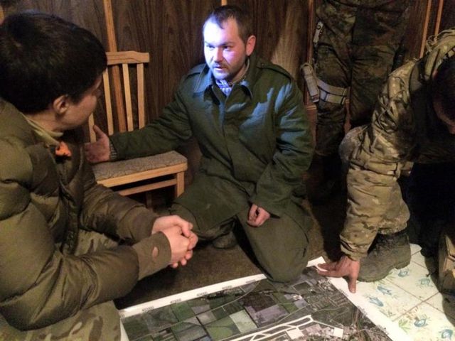<p>Полонений бойовик розповів, що їхав воювати проти Америки, фото facebook.com/yuri.biriukov</p>