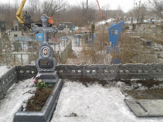 <p>Серйозно постраждало місцеве кладовище. Фото: vk.com/my_avdeevka</p>