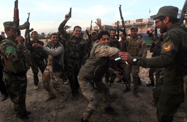 Иракские правительственные войска отбили территорию от контроля боевиков Исламского государства. Фото: AFP
