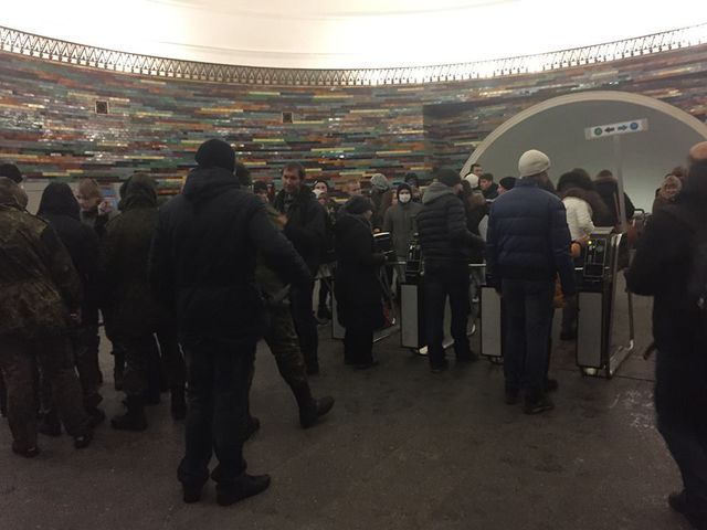 <p><span>Активісти заблокували метро Хрещатик, фото Facebook.com/kupr.melnychenko</span></p>