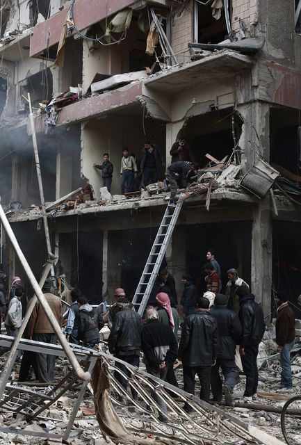 Сирійська столиця зазнала сильного ракетного та мінометного бомбардування. За кілька годин більше 50 снарядів обрушилися на центр Дамаска. Фото: AFP
