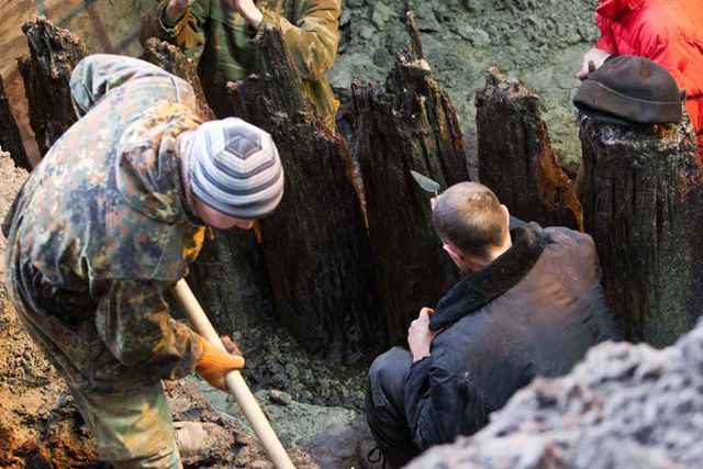 <p>Кличко відвідав місце сенсаційних розкопок. Фото: прес-служба мера Києва</p>