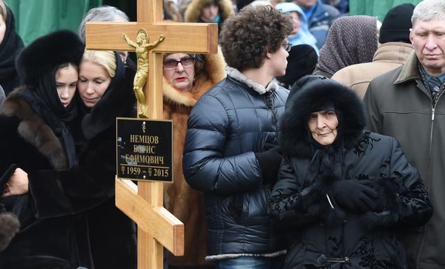 <p>У Москві попрощалися з Нємцовим. Фото: AFP</p>