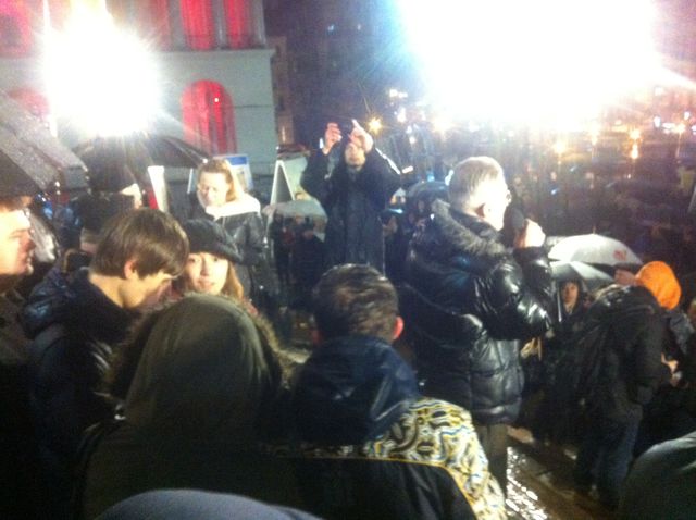 <p>На Майдані вшанували пам'ять убитого донецького активіста, фото Олексій Біловол/Сегодня</p>