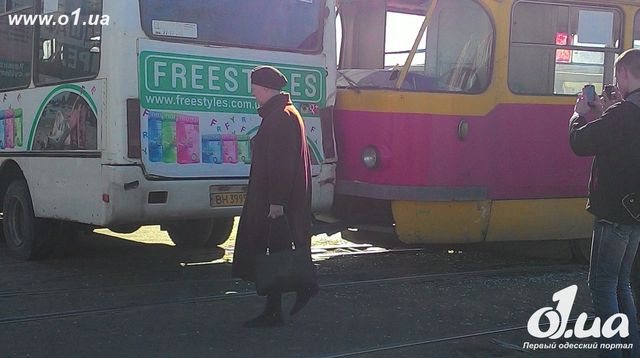 В Одессе неудачный для трамваев день. Фото: o1.ua