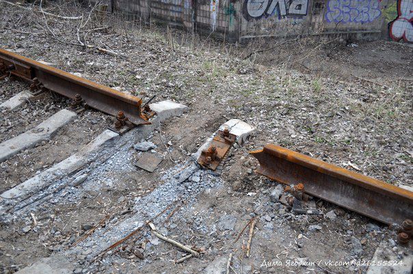 Разрушения на линии трамвайного маршрута № 1. Фото: vk.com