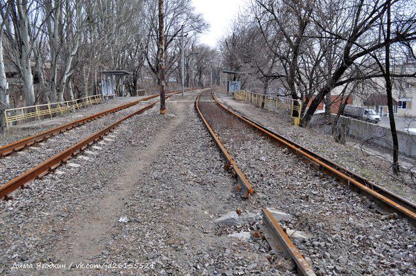 Донецьк. Пошкоджені шляхи трамвайного маршруту № 1. Фото: Соцмережі