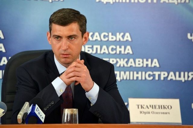 Губернатор Черкасской области Юрий Ткаченко. Собственным транспортом не владеет.