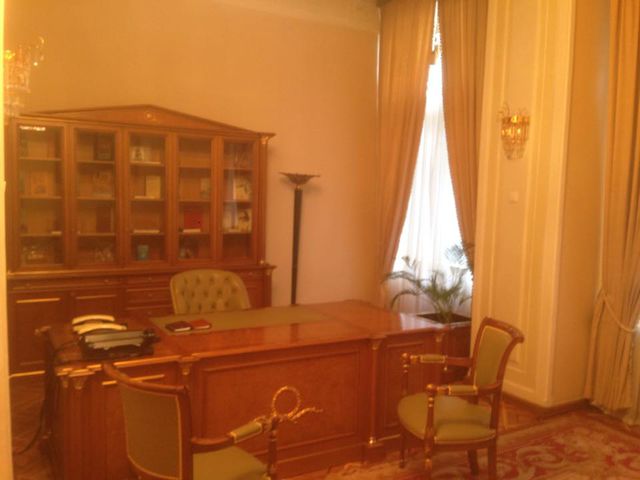 Один из рабочих кабинетов президента Украины в "Доме плачущей вдовы"