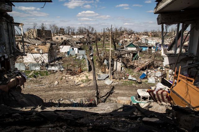 Разрушения в Песках. Фото: AFP