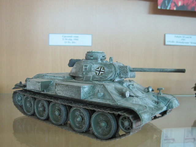 Легендарний Т-34. Танк, розроблений у Харкові, після захоплення німцями. Фото: Макаренко А.