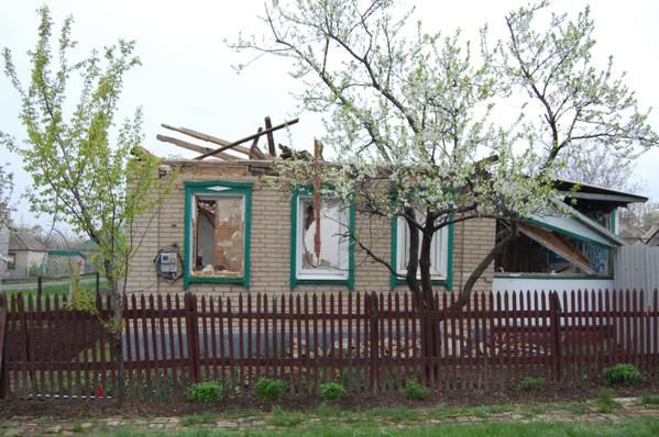 <p>Дебальцеве стоїть в руїнах. Фото: tehnopolis.com.ua</p>