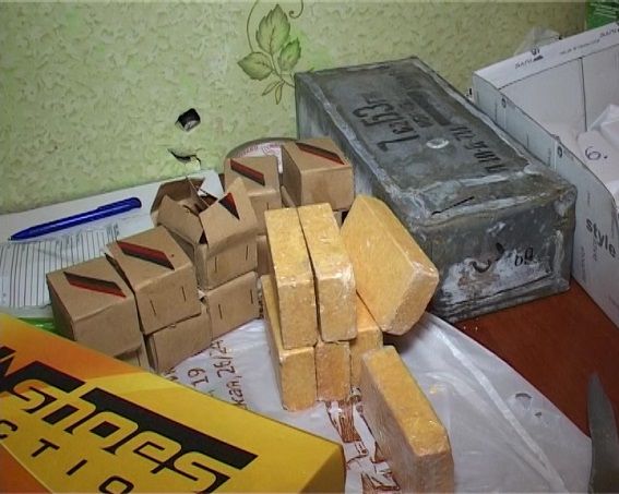 Изъятые у подозреваемого боеприпасы. Фото: mvs.gov.ua