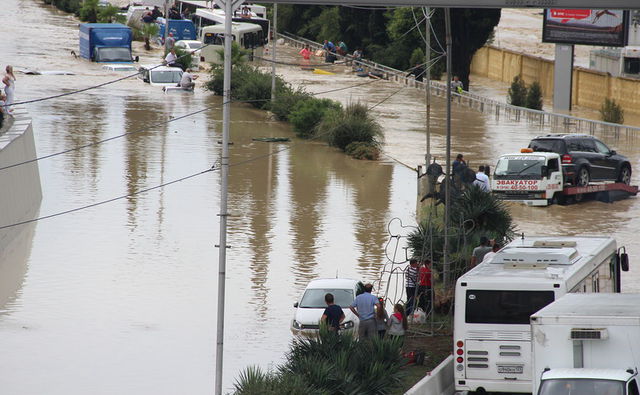 Потоп в Сочи. Фото: urpsosochi.ru и соцсети