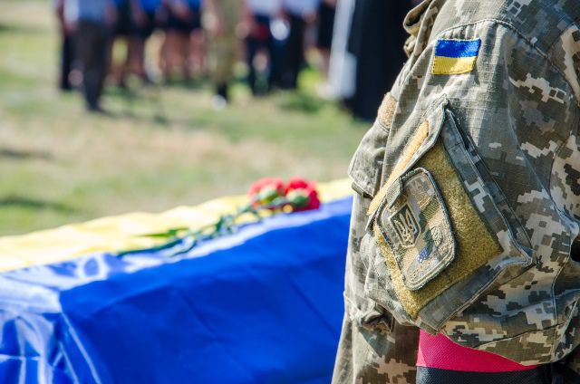 В Днепропетровске похоронили неизвестных солдат. Фото: ОГА