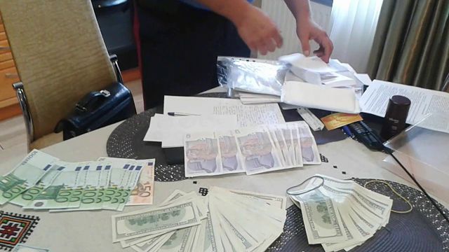 Налоговая милиция "накрыла" конвертцентр. Фото: ГФС