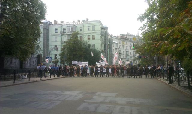 В центре Киева – снова митинг. Фото: Виктор Покладов