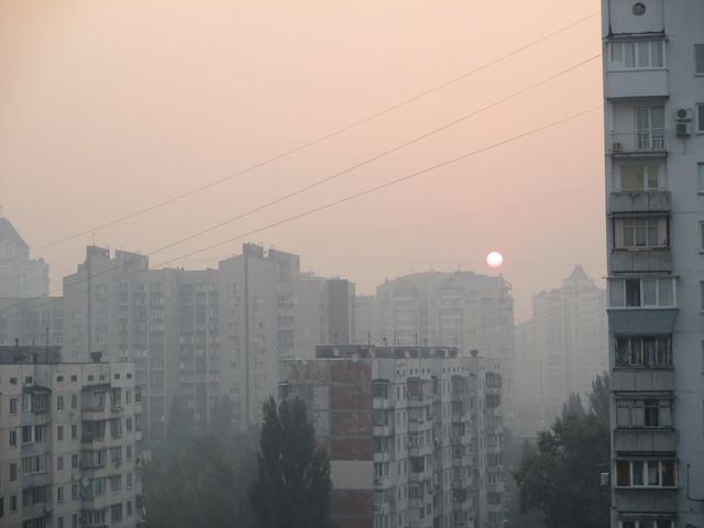 Киев затянуло дымом. Фото: соцсети