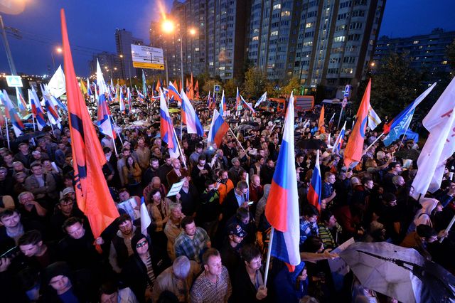 В Москве проходит многотысячный митинг "за сменяемость власти" в России, фото AFP