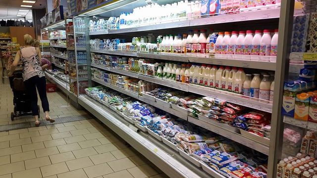 <p>Супермаркет і ринок в Сімферополі. Фото: Фейсбук</p>
