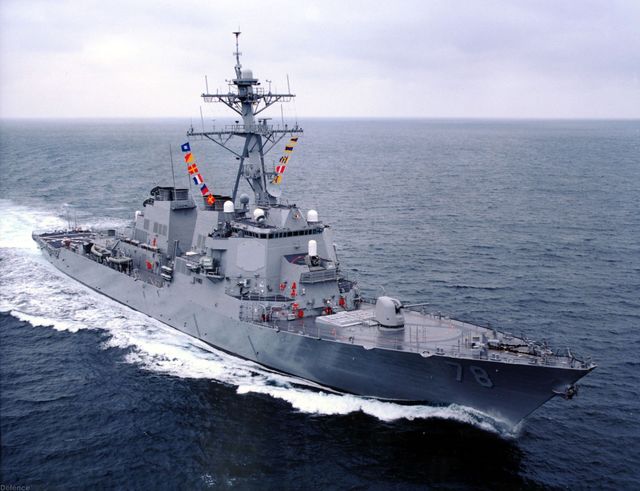 USS Porter (DDG 78). Фото: wikimedia.org, eastport4th.com