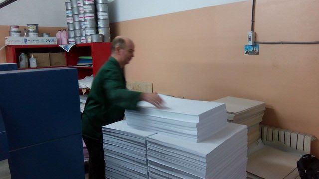 В Мариуполе под пристальным контролем продолжается печать бюллетеней, фото Антон Комаров/Сегодня