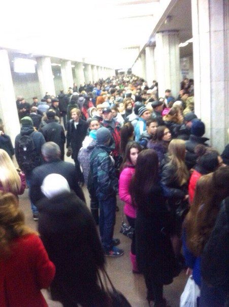 В харьковском метро сломался поезд. Фото: vk.com/only_kharkov