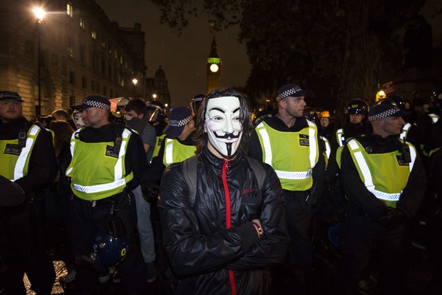 <p>У центрі Лондона проходить "Марш мільйона масок", фото AFP</p>