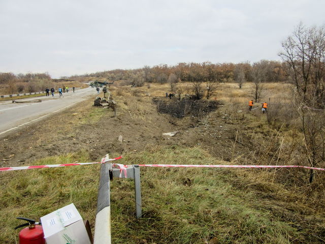 Первые фото с места падения СУ-25 под Запорожьем, фото vv.com.ua