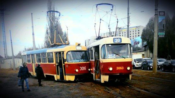 Столкновение трамваев. Фото: vk.com/avto_kh