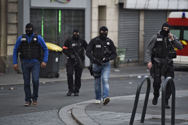 Спецоперация в Париже. Фото: AFP