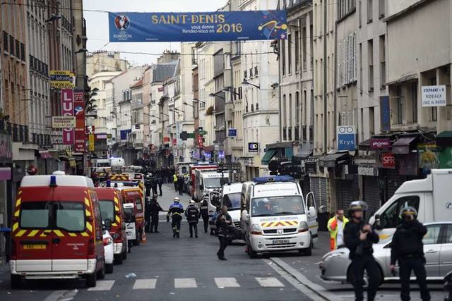 <p>Спецоперація в Парижі триває. Фото: AFP</p>