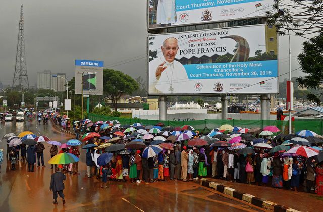 Папа Римский в Кении. Фото: AFP