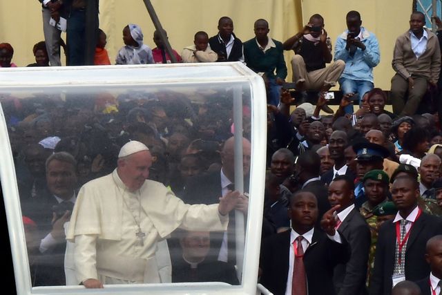 Папа Римский в Кении. Фото: AFP