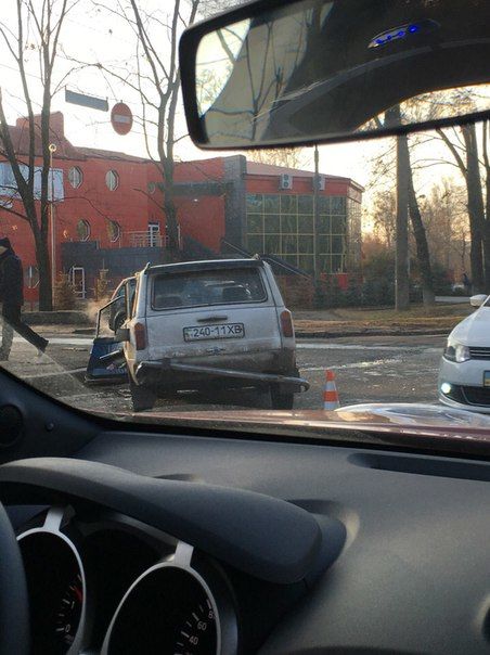 <p>У результаті аварії постраждали три людини. Фото: vk.com/h_kharkov</p>