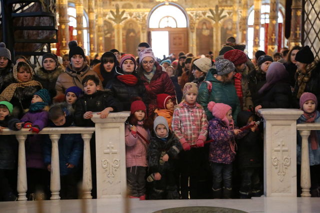 <p>Для дітей влаштували свято. Фото: прес-служба К-П Лаври</p>