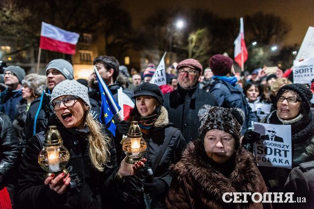В Варшаве состоялся Марш свободы и солидарности, фото AFP