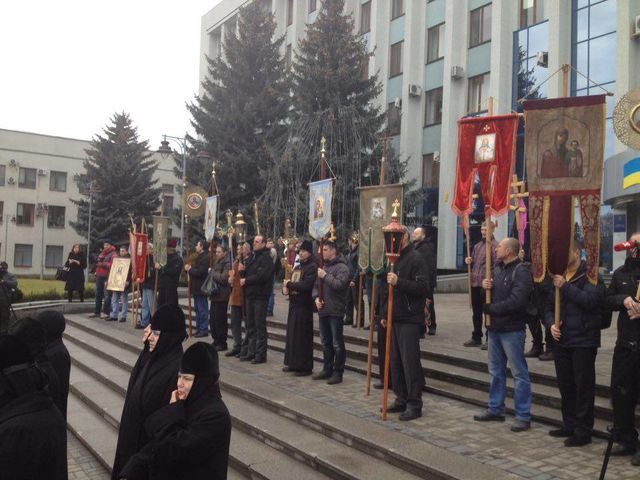 Крестный ход в Ровно. Фото: В.Мыколайчук